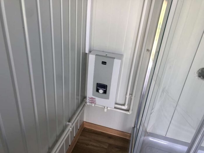 Contenedor sanitario + WC + ducha + cisterna - Imagen 5