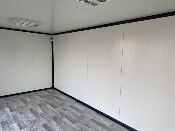 Contenedor de oficina de 18 m² - Imagen 5