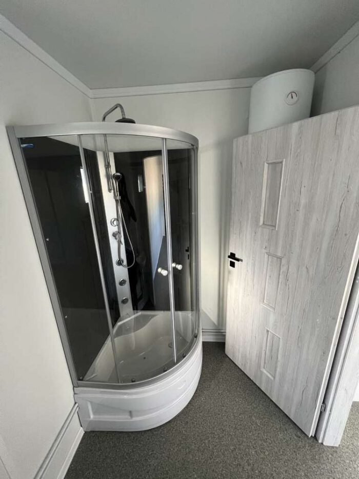 Contenedor con cocina americana, WC y ducha 6.00 x 2.43m - Imagen 11